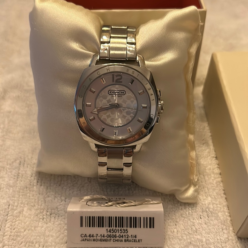 COACH Boyfriend Silver Tone Bracelet Watch 14501535 - pre-owned